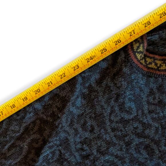 Peruvian Made Alpaca Scrollwork Design Sweater - Picture 9 of 11